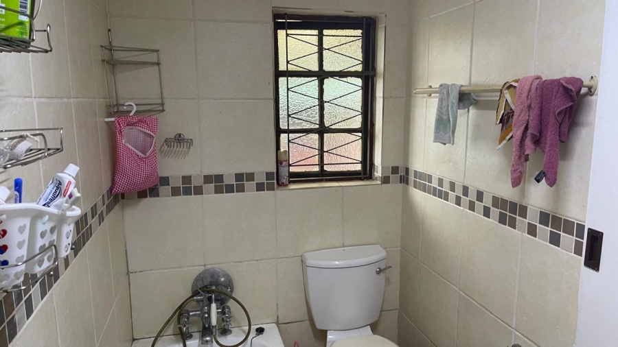 2 Bedroom Property for Sale in Forest Hill Eastern Cape